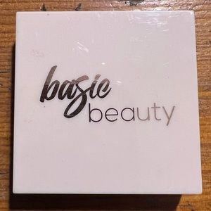 💞brand new💞 basic beauty hot cocoa bomb palette